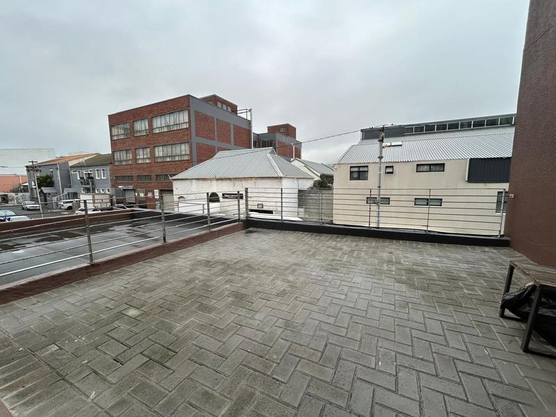 1 Bedroom Property for Sale in Woodstock Western Cape